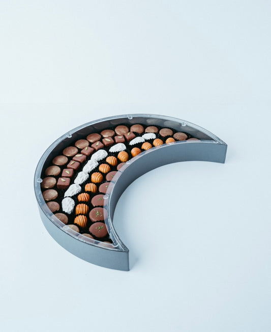 Half Moon Shape Acrylic Tray (Copy)